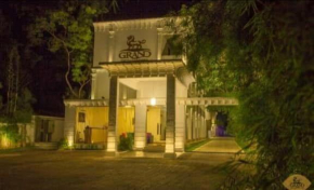 Grand Detagamuwa Hotel